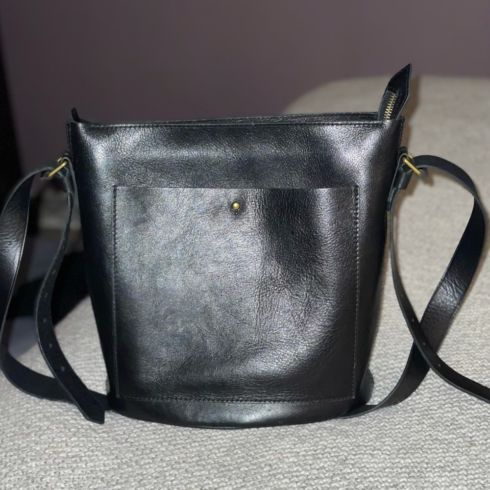 Madewell Transport Bucket Bag